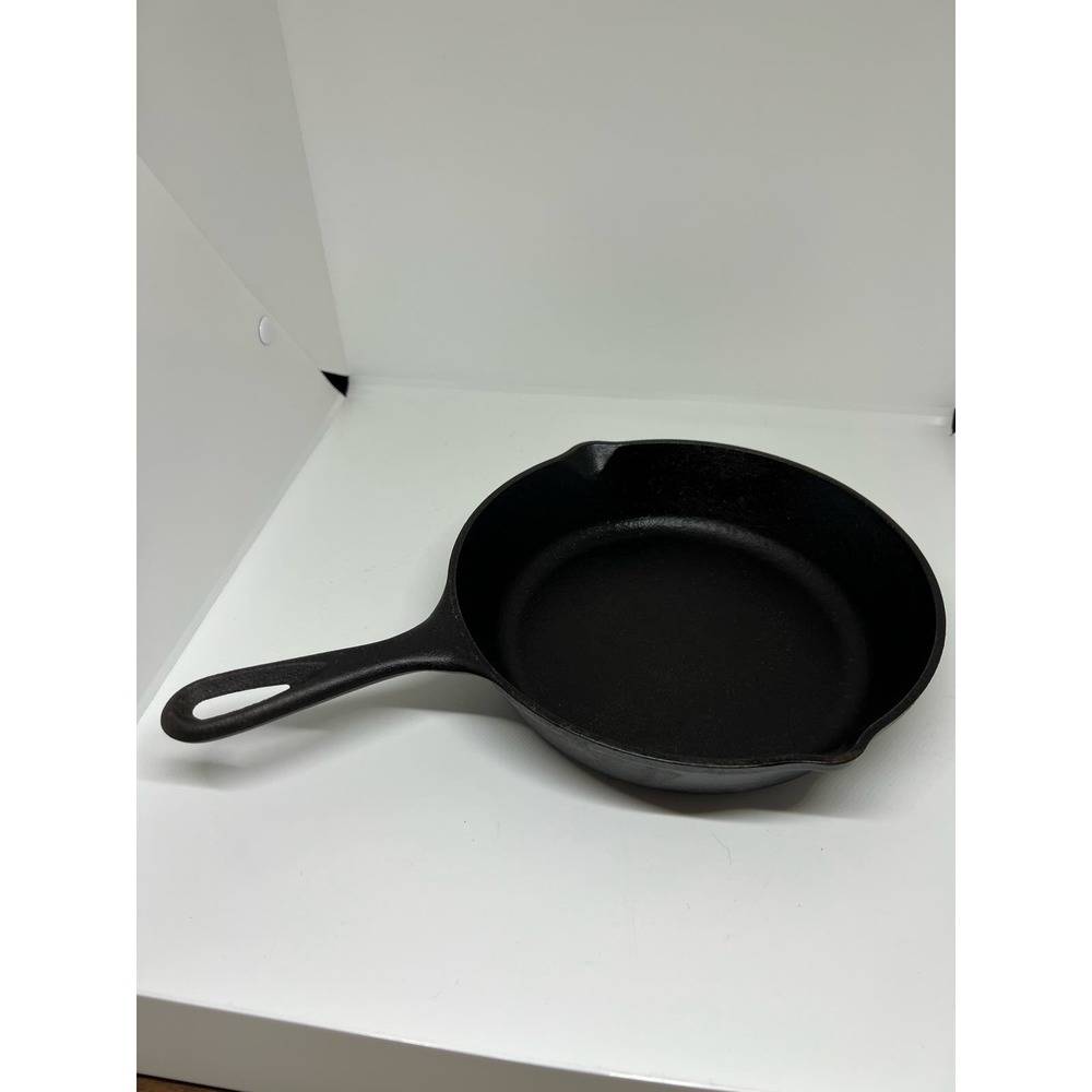 Lodge 5sk iron skillet Black Iron